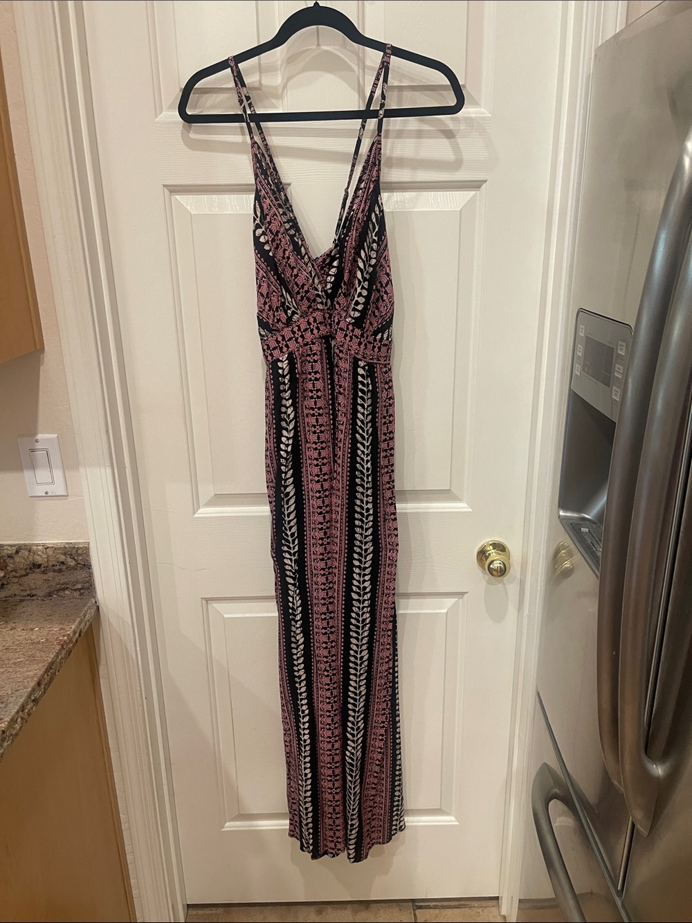 ANGIE - Boho Pink and Black Patterned V-Neck Maxi Dress S:L
